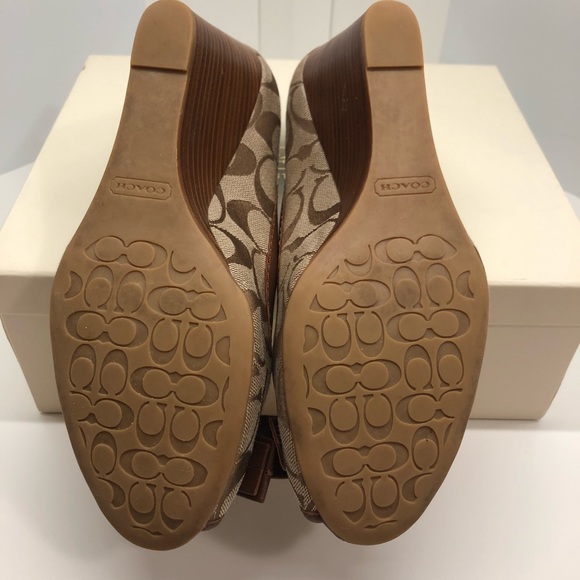 COACH Peep-Toe Khaki/Walnut Wedges - Picture 6 of 8
